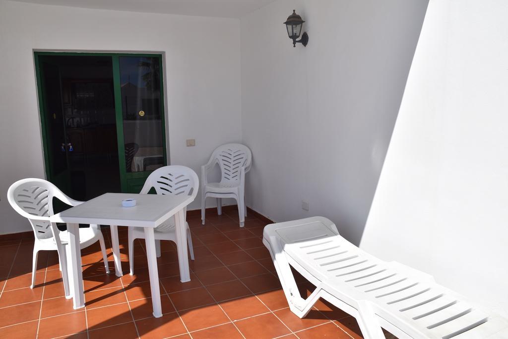 Alhambra Apartamentos Тиас Экстерьер фото