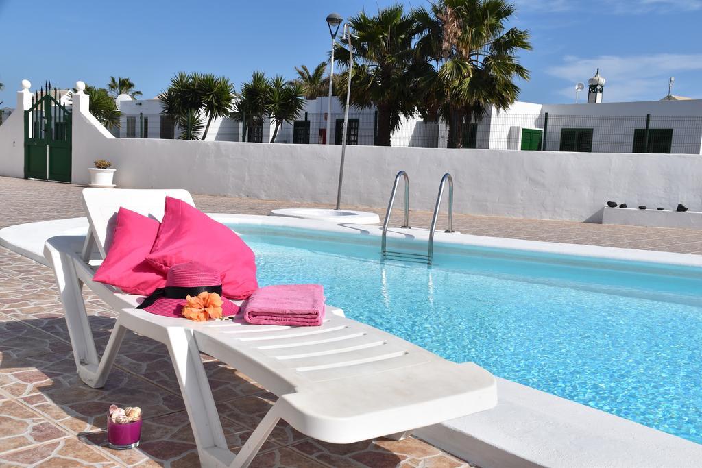 Alhambra Apartamentos Тиас Экстерьер фото